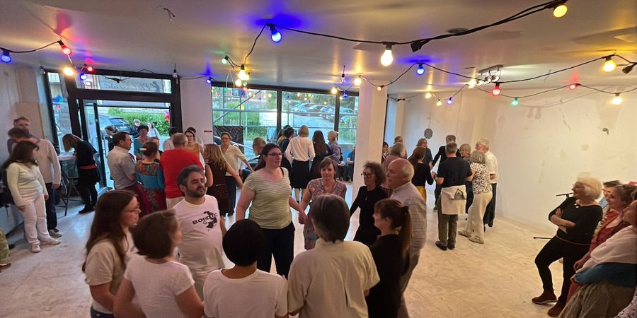 image - Cours de danse folk pour adultes et ados